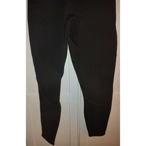 NWT Ocealite Men’s Front Zip Full Wetsuit Size M 3mm Neoprene Surf Diving Ocean